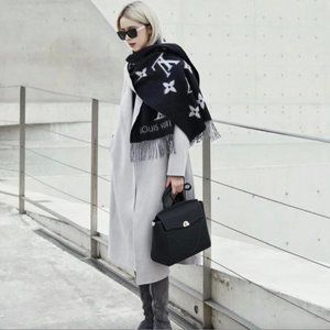 Louis Vuitton Reykjavik Cashmere Shawl Grey